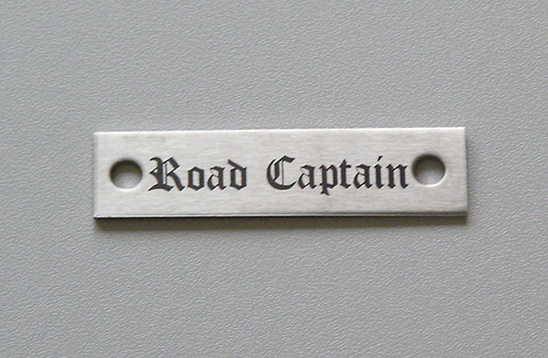 Schild Edelstahl geschliffen mit Laserbeschriftung Schild Edelstahl geschliffen mit Laserbeschriftung